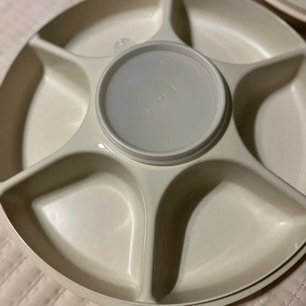 Tupperware Cream Divided Serving‎ Platter
